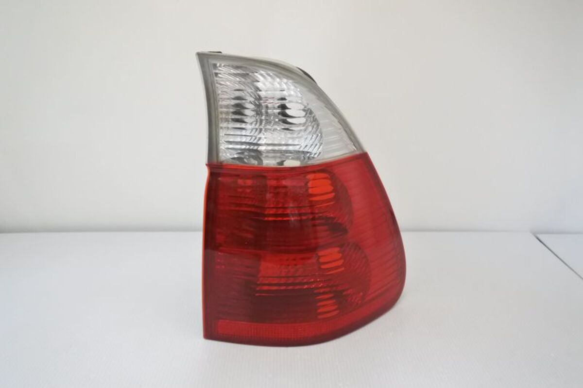 2001-2003 X5 E53 正廠 紅白 外側 尾燈