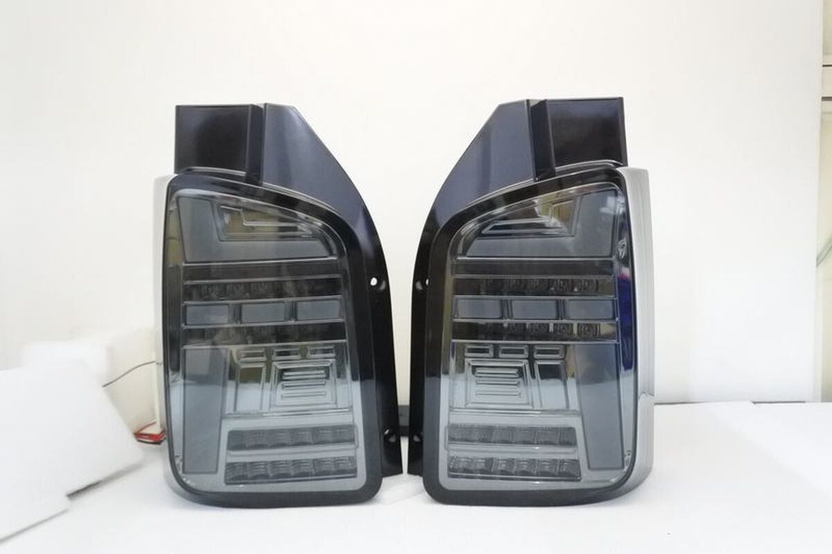 2005-2010 T5 全LED 升級T6.1款式 燻黑尾燈 序列式方向燈