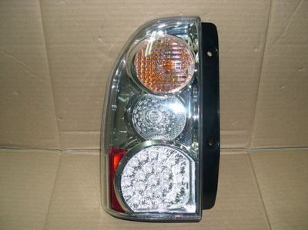 2004-2005 GRAND VITARA XL 7 LED 晶鑽 尾燈 (缺貨)