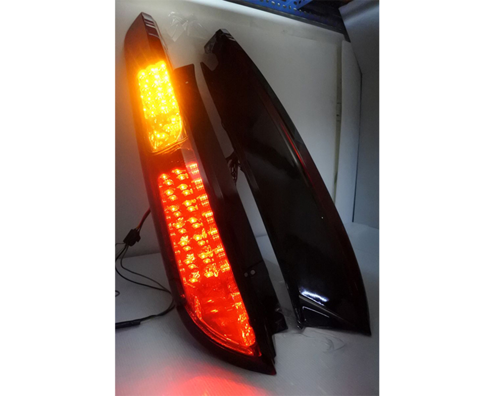 2005-2008/11 FOCUS MK2 5門 LED紅黑 尾燈 LED方向燈