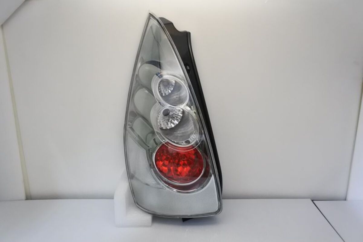 2005/11-2008/06 MAZDA 5 原廠型白殼 尾燈