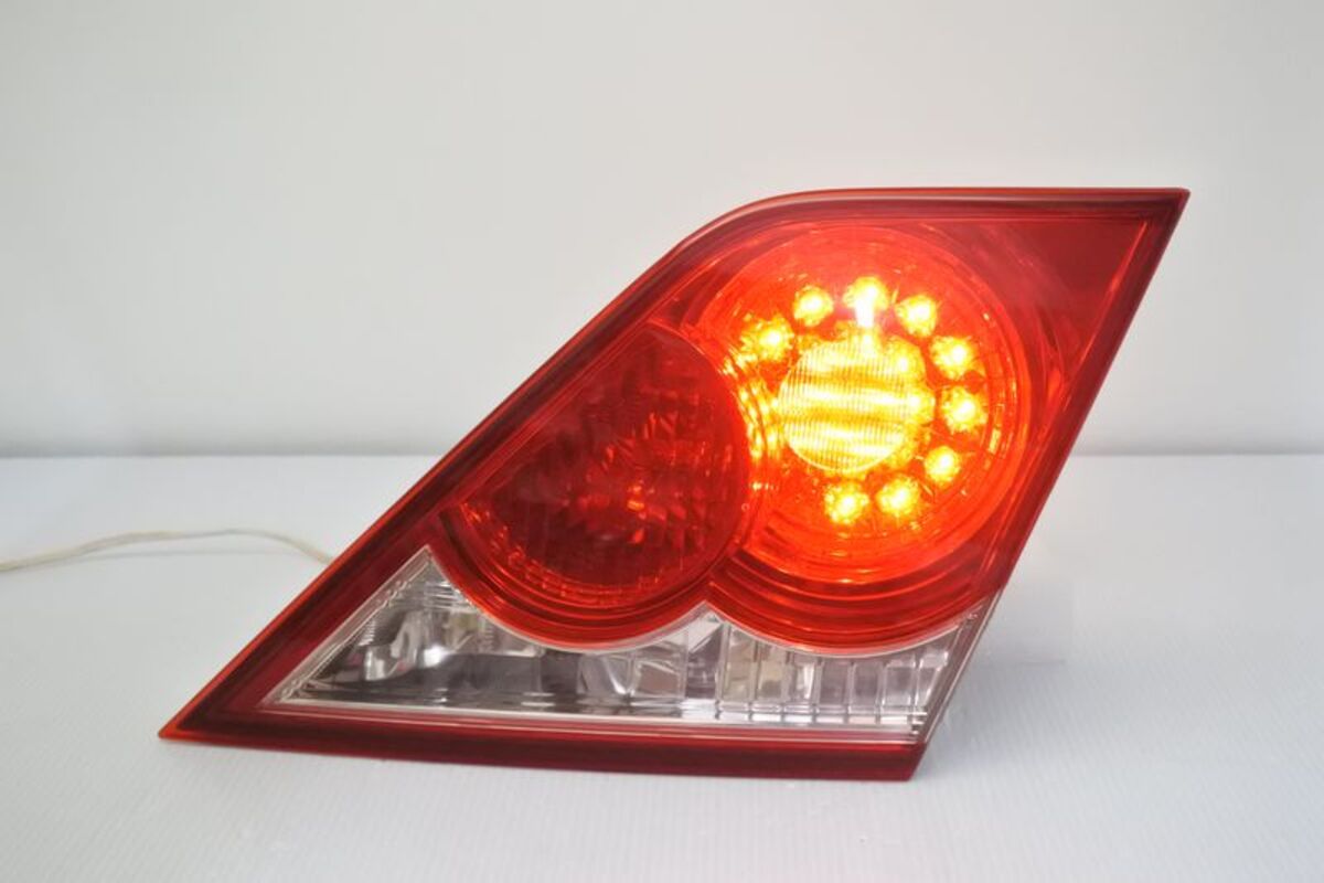 2006-2008 CAMRY 6代 正廠 紅白 內側  尾燈