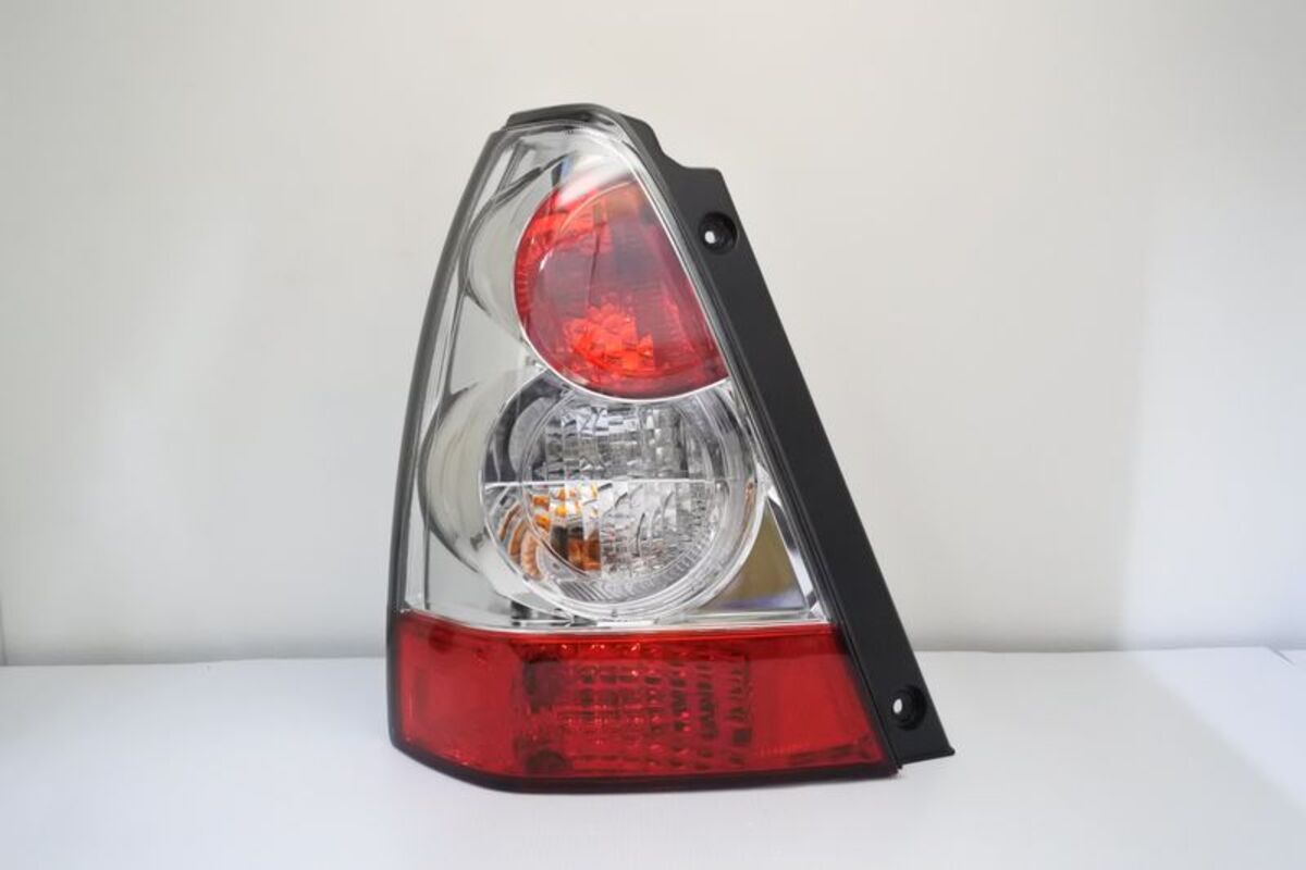 2005/02-2008/06 森林人FORESTER 原廠型紅白 尾燈