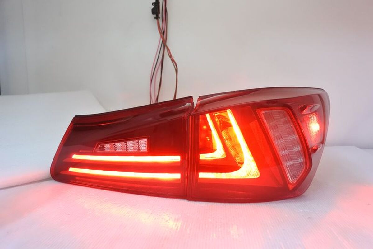 2005/11-2013 IS250 IS350 升級LEXUS款式 LED光柱 晶鑽紅白 尾燈