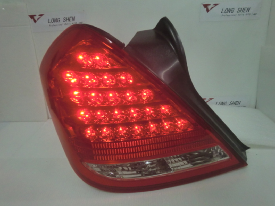 2005/10-2009/04 TEANA J31 原廠型 LED紅白晶鑽 尾燈