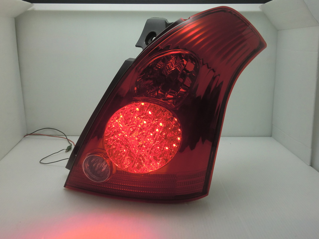 2005/09-2009 SWIFT LED 原廠型全紅 尾燈