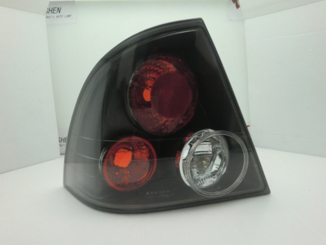 2006-2008 TIERRA XT 原廠型 黑底 尾燈