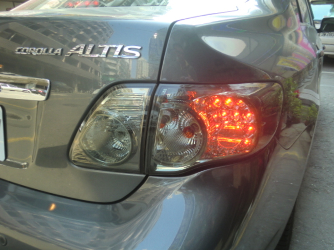2008-2010/06 ALTIS 10代 LED 燻黑殼 尾燈 缺貨