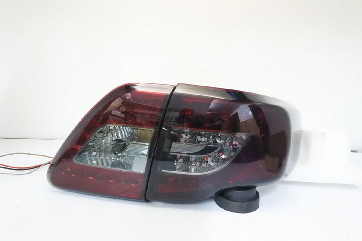 2008-2010/06 ALTIS 10代 LED 光柱墨紅 尾燈 LED方向燈
