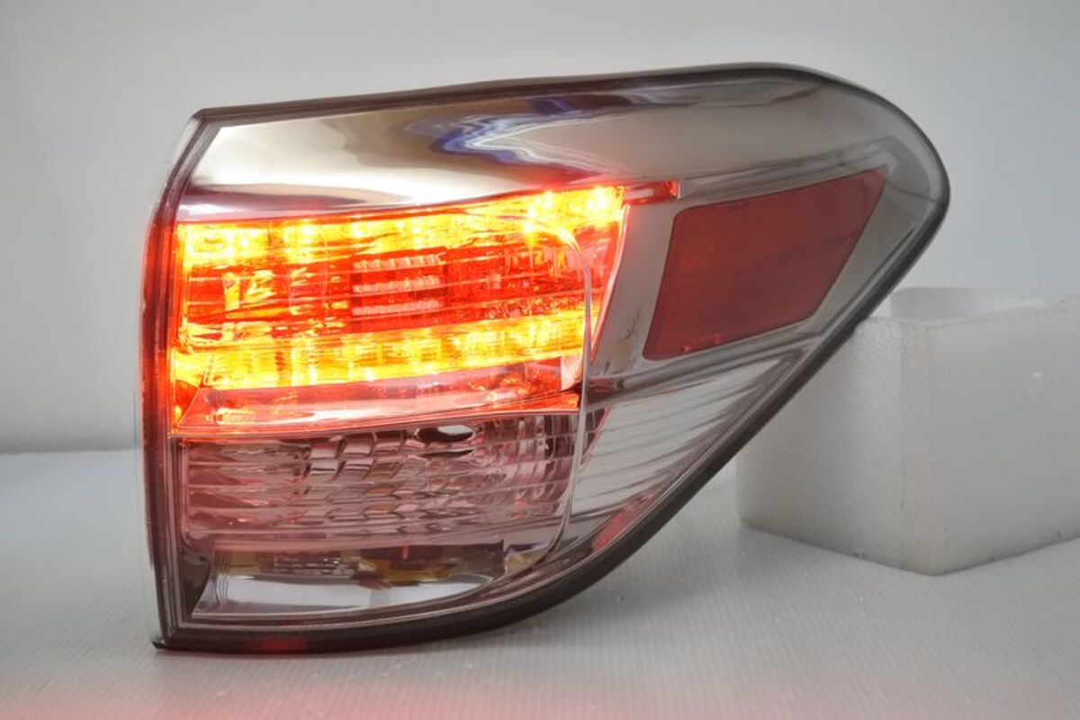 2009/03-2012/05 RX350 LED原廠型 外側 尾燈