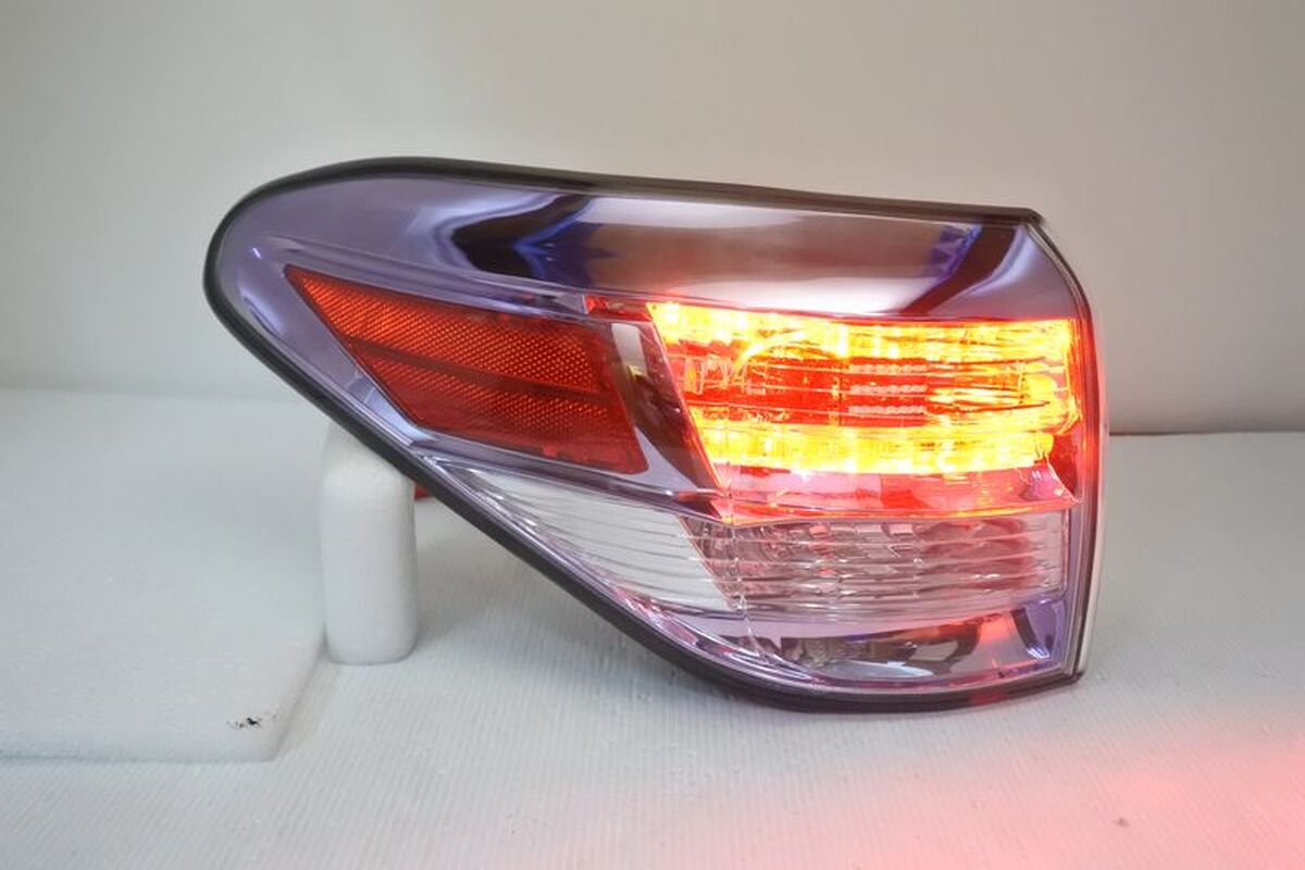 2009/03-2012/05 RX450H 原廠型 湛藍 外側 尾燈