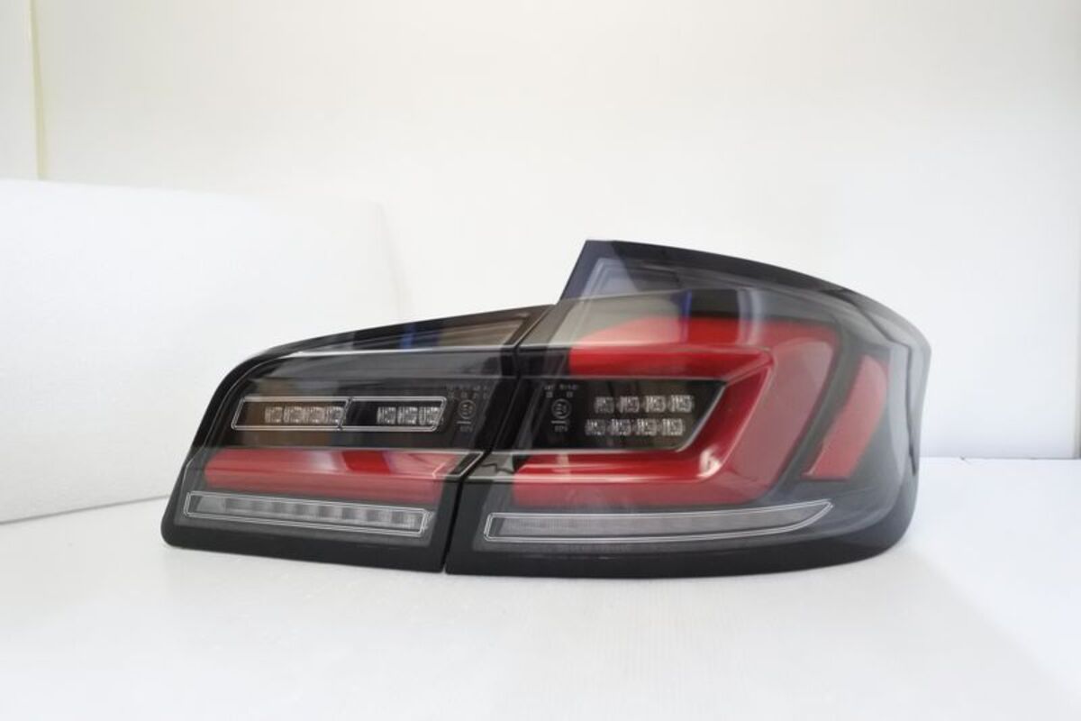 2010-2016 F10 升級G30式樣 LED光柱黑底透明殼 尾燈 序列式方向燈