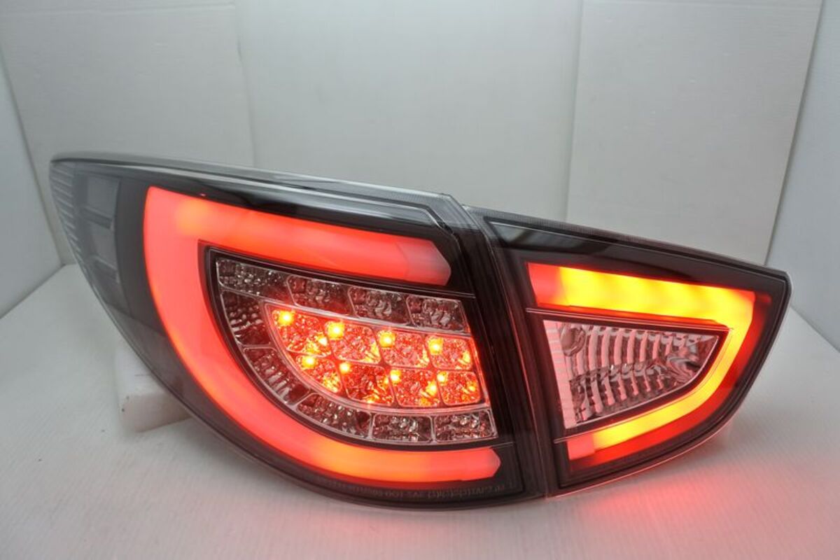 2010-2014/11 IX35 LED光柱 黑底透明殼 尾燈 LED方向燈