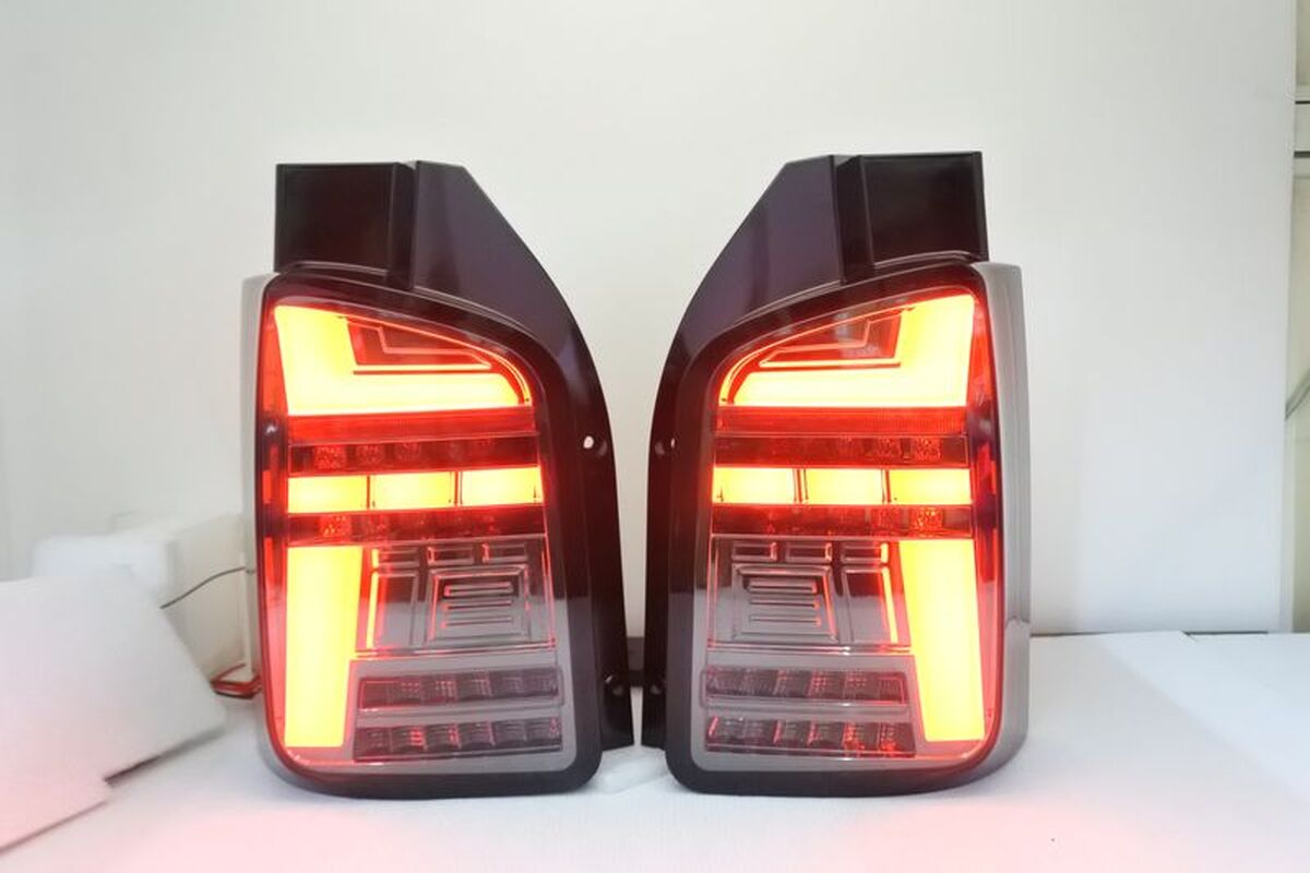 2010-2015 T5 全LED升級6.1款式 燻黑尾燈 序列式方向燈