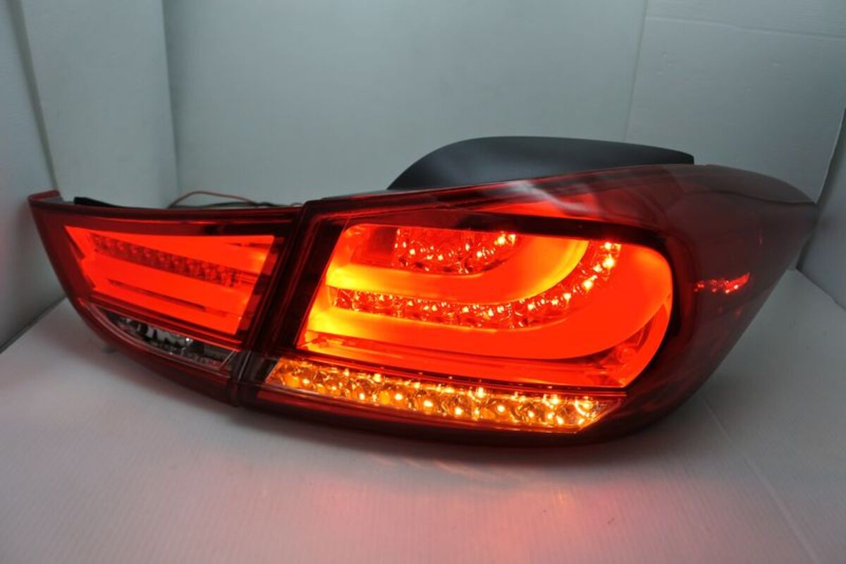 2011-2016 ELANTRA LED極光版 光柱晶鑽紅白尾燈 LED方向燈 (停產)