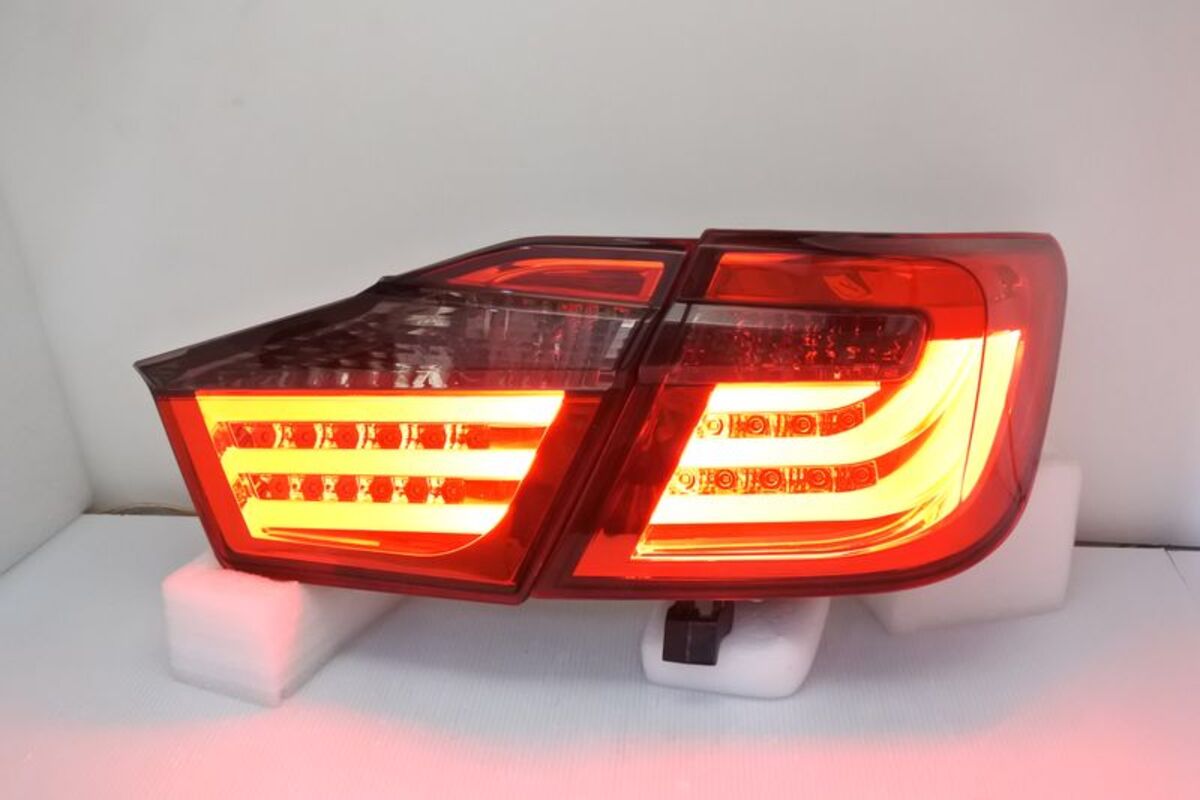 2012-2014 CAMRY 7代 三條光版LED紅黑 尾燈
