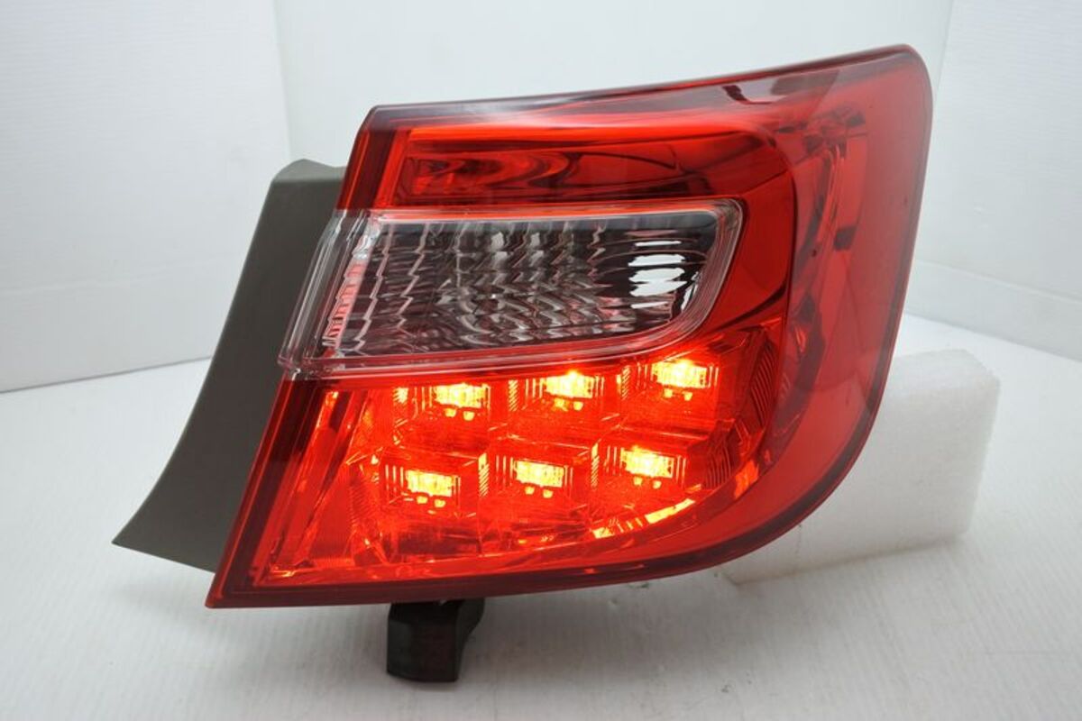 2012-2014 CAMRY 7代 LED 正廠 外側 尾燈