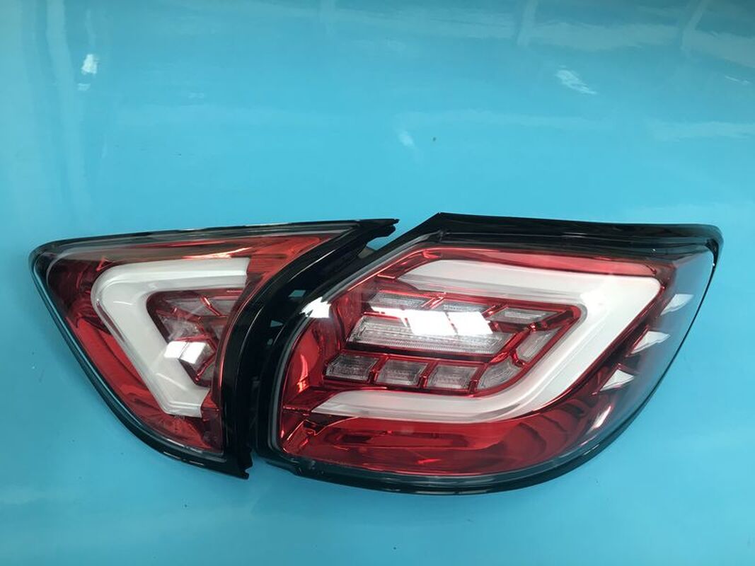 2012/10-2016 CX5 全LED C型白導光紅底 尾燈 LED方向燈