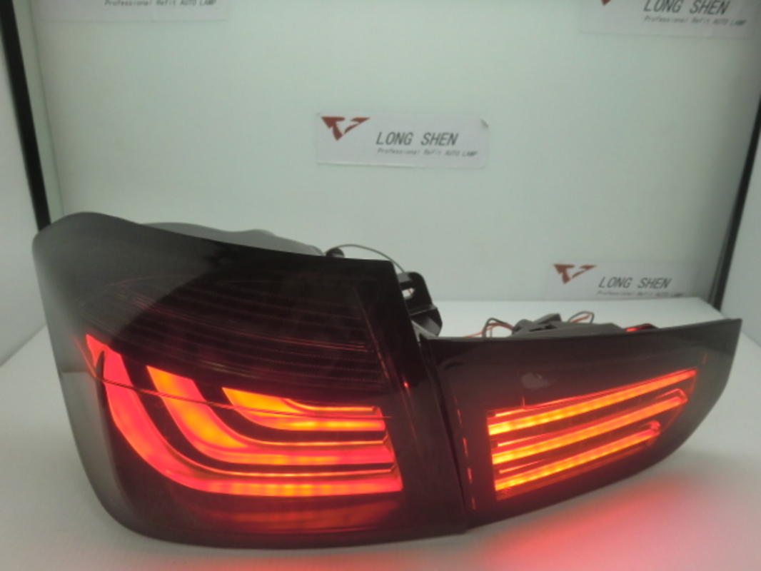 2012-2015/09 F30 LED三條光柱 燻黑 尾燈 (缺貨)