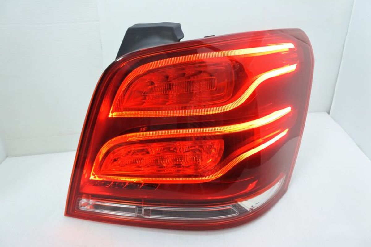 2012/09-2015 GLK X204 原廠型 光柱 尾燈