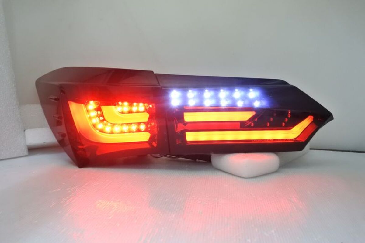 2013/11-2019/03 ALTIS 11代 11.5代 全LED光柱 L型 燻黑 尾燈 序列式方向燈