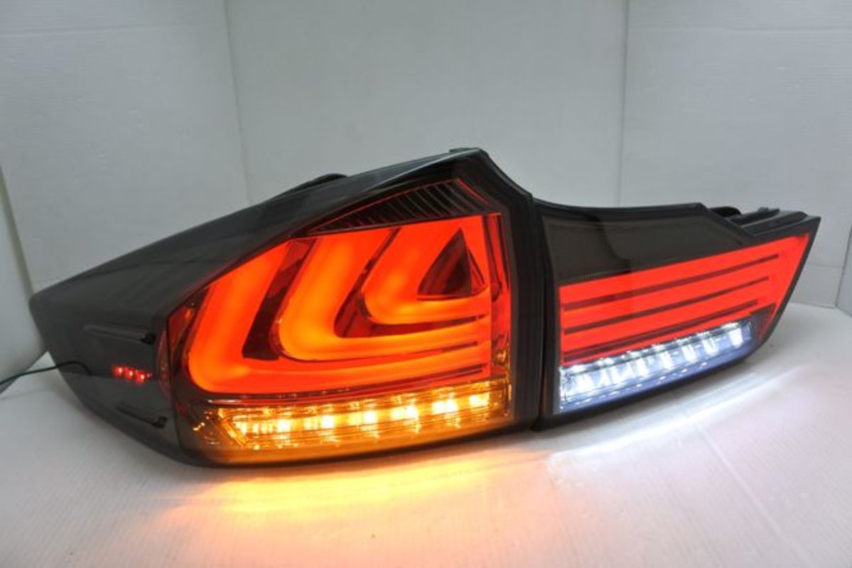 2014-2020 CITY LED 三條光柱 薰黑尾燈 序列式方向燈