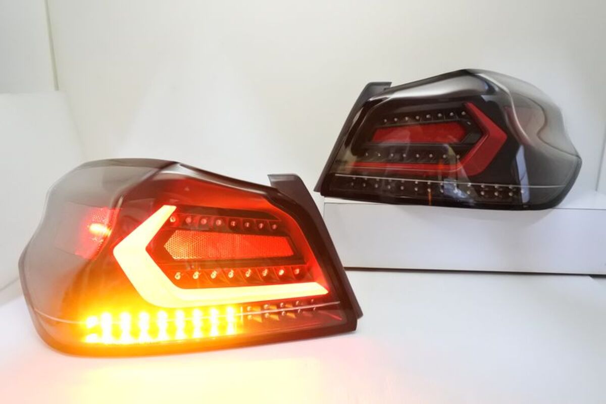 2014/05-2020 WRX LED光條 紅導光 黑底透明殼 尾燈