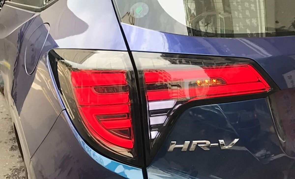 2016/10-2022/05 HRV LED光版 薰黑 尾燈 序列式方向燈