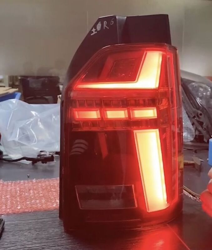 2015-2019 T6 升級T6.1款式晶鑽紅白尾燈 序列式方向燈