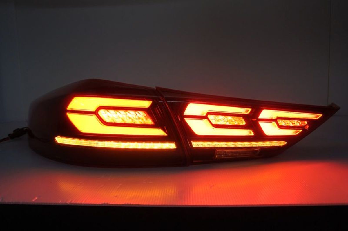 2017/03-2019/06 SUPER ELANTRA LED箭矢式 全紅 尾燈 序列式方向燈