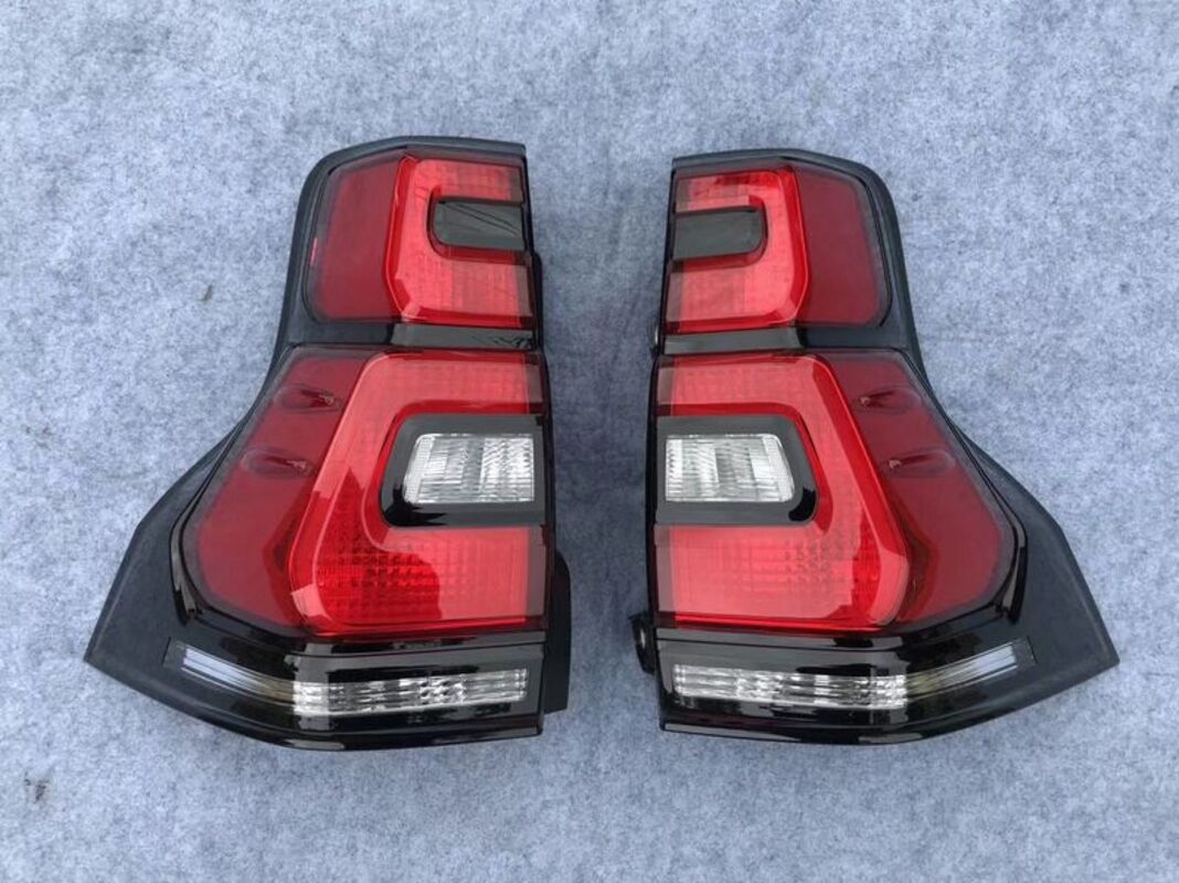 2017/11-2024/05 PRADO LED 原廠 尾燈