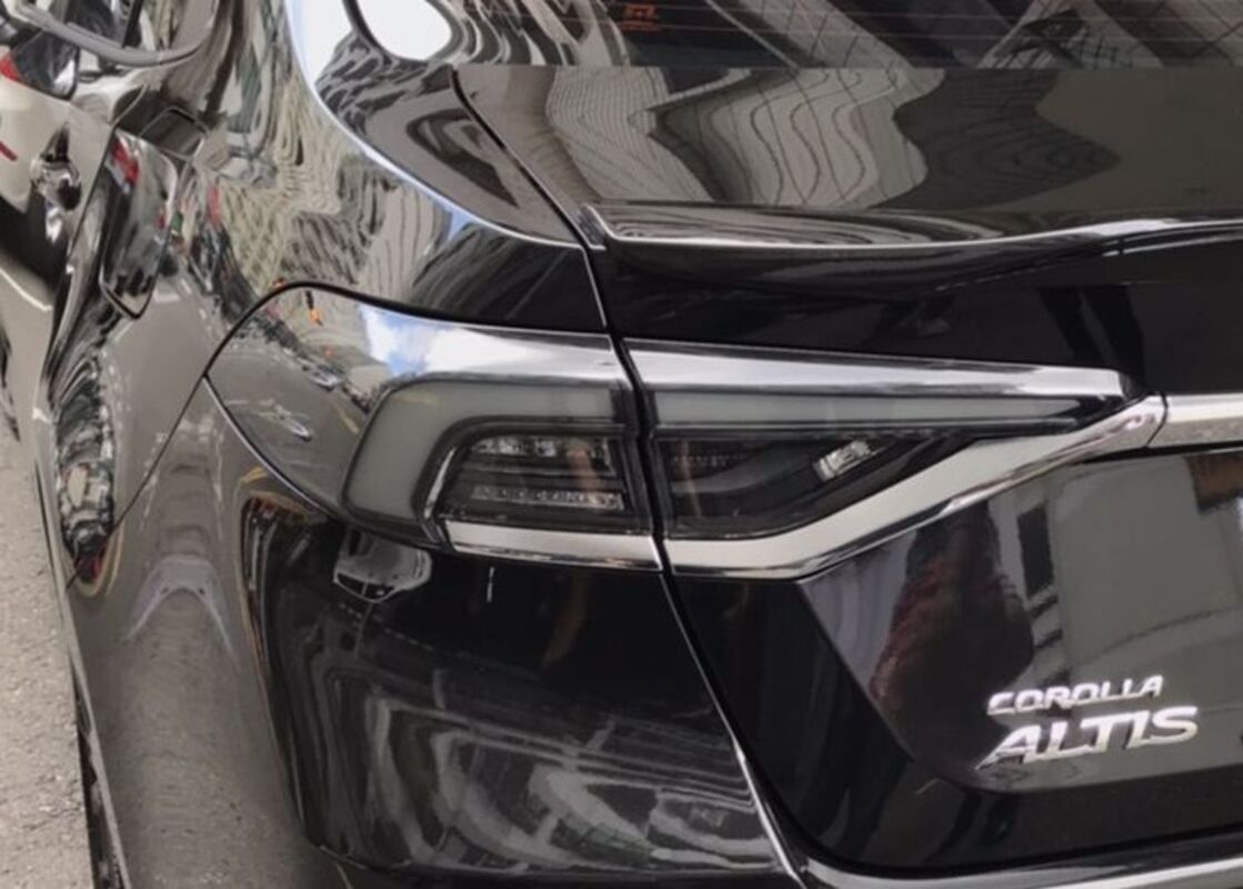 2019-2024 ALTIS 12代 GR款 燻黑尾燈 正廠 