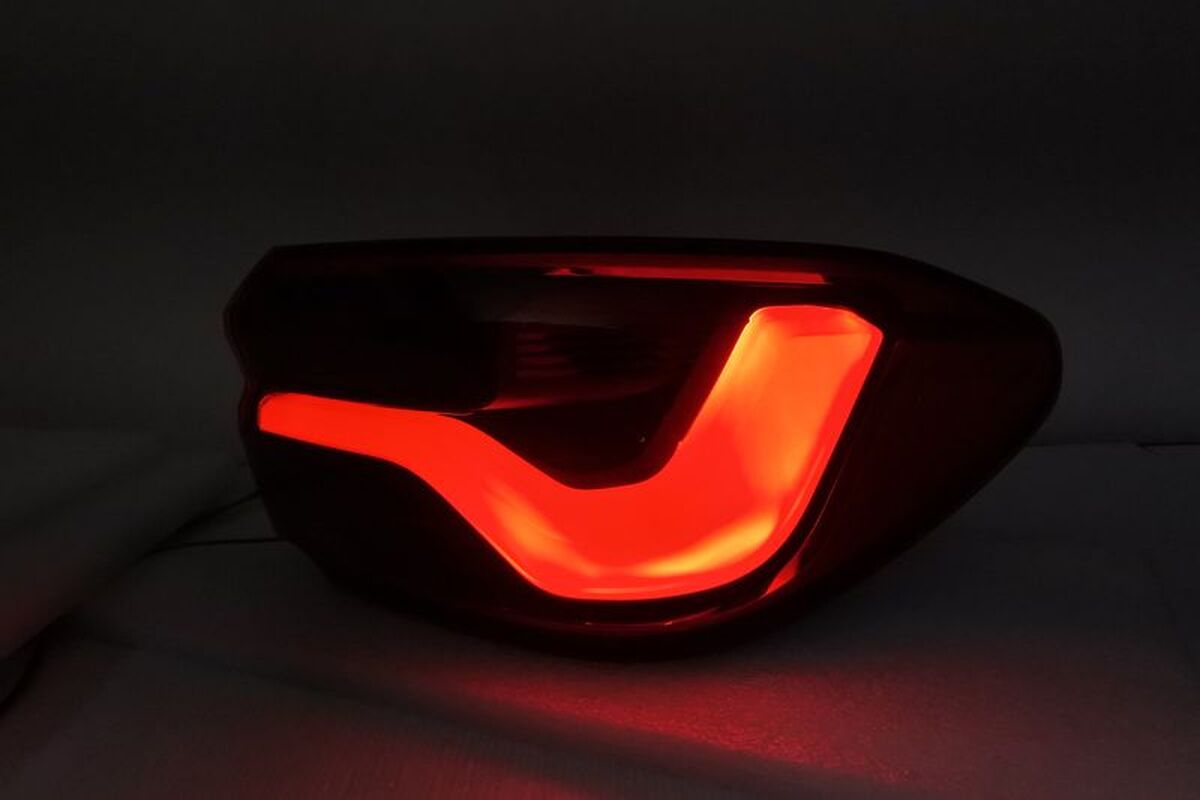 2018-2023/02 X2 F39 正廠 LED外側 尾燈
