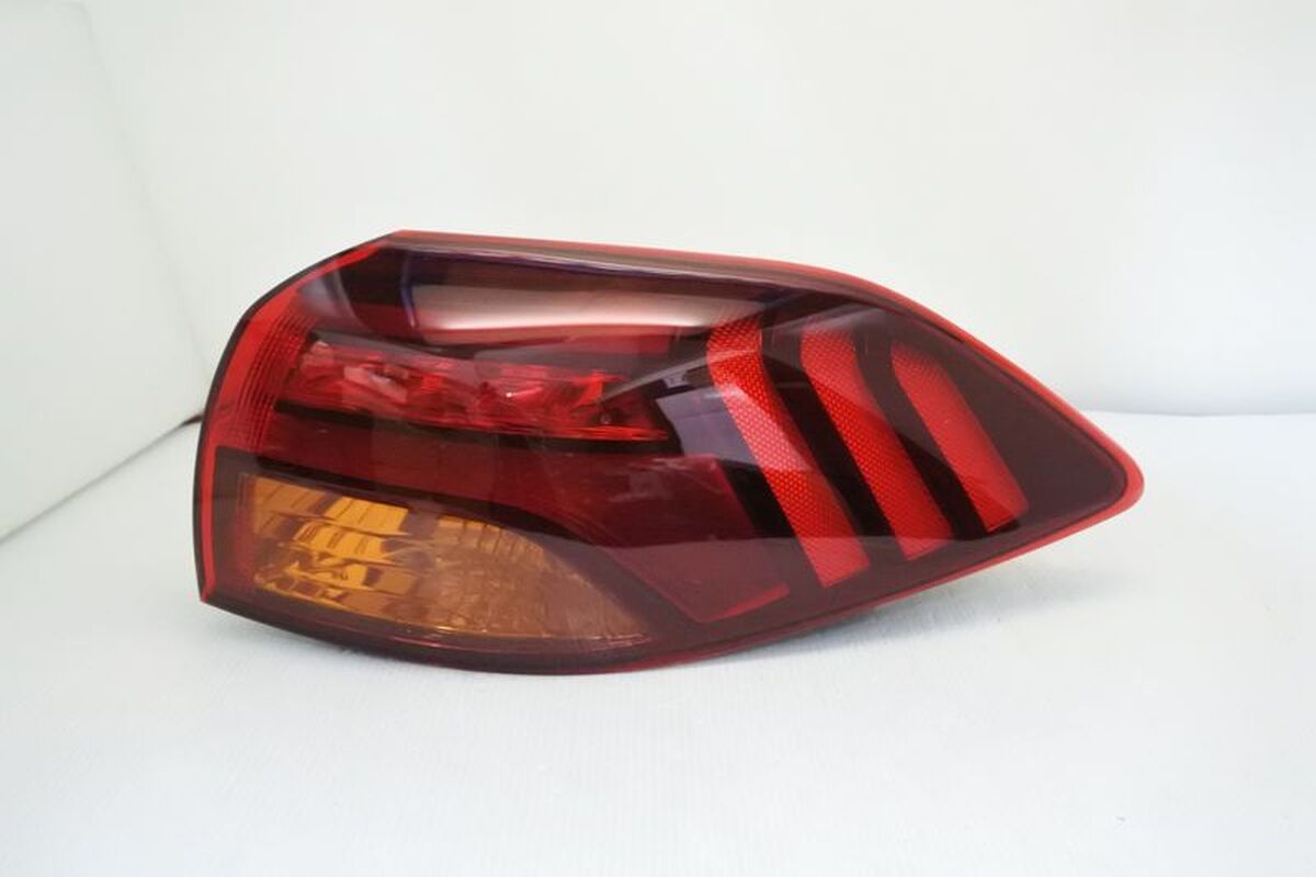 2019/05-2021/11 TUCSON 原廠型LED 外側 尾燈