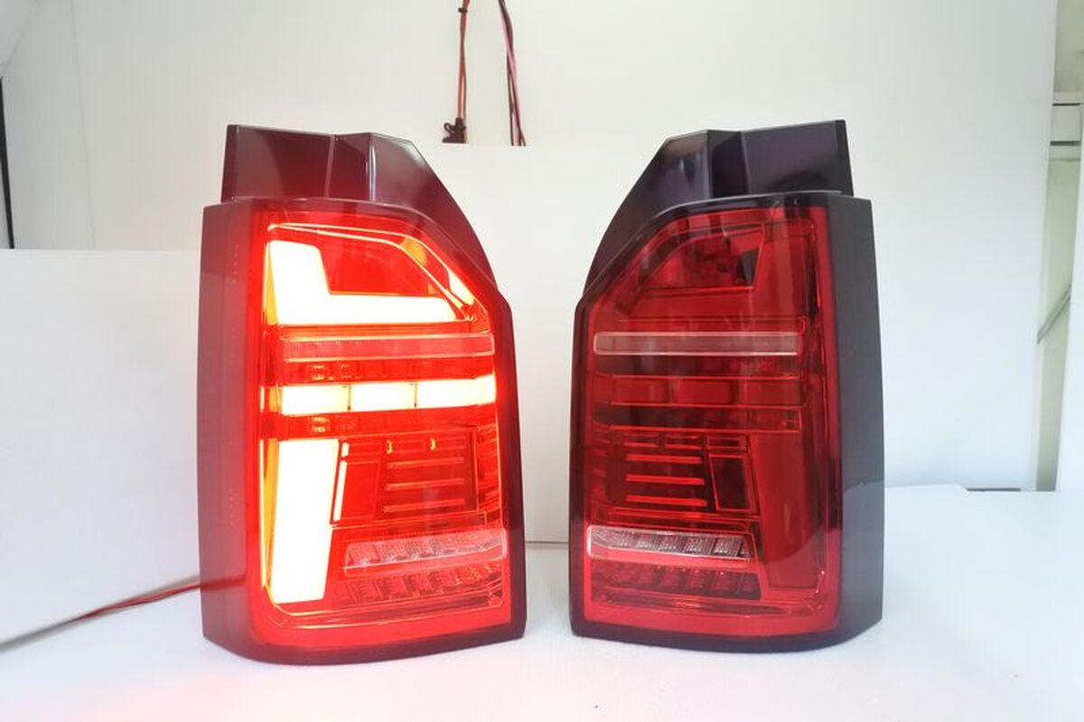 2020/09- T6.1 升級LED高配款式晶鑽紅白尾燈 序列式方向燈.適用原車鹵素