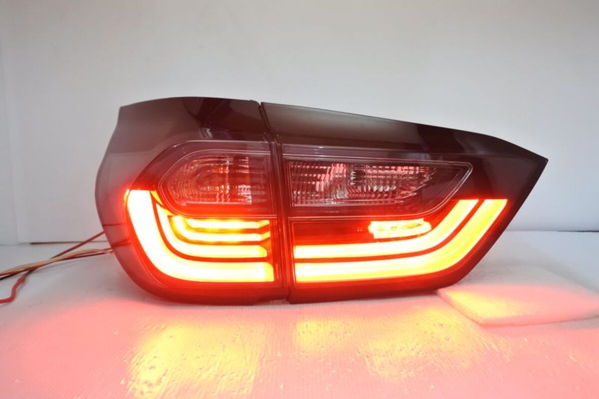 2021/09- FIT LED光柱原廠型墨殼 尾燈 倒車燈