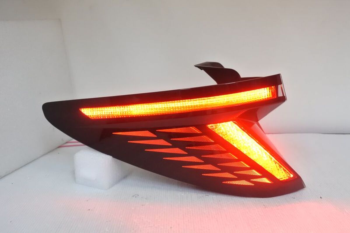 2021/12-TUCSON L NX4 正廠B款 LED外側 尾燈
