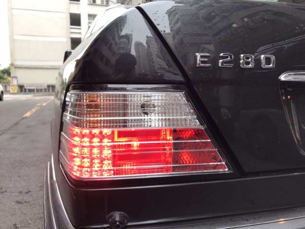 1985-1995 W124 LED晶鑽 尾燈