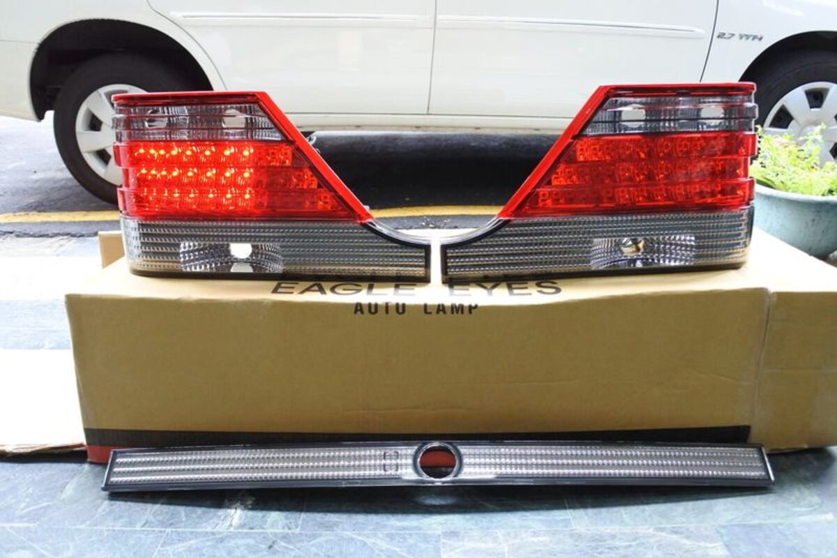 1992-1998 W140 S-CLASS LED紅黑 尾燈 後飾板 (缺貨)