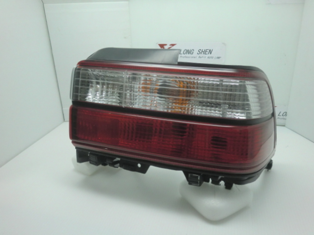 1993-1997 COROLLA 日規 晶鑽白紅 尾燈 (停產)