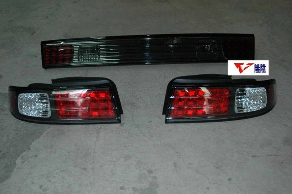 1994-1999 SILVIA S14 LED 黑底 尾燈