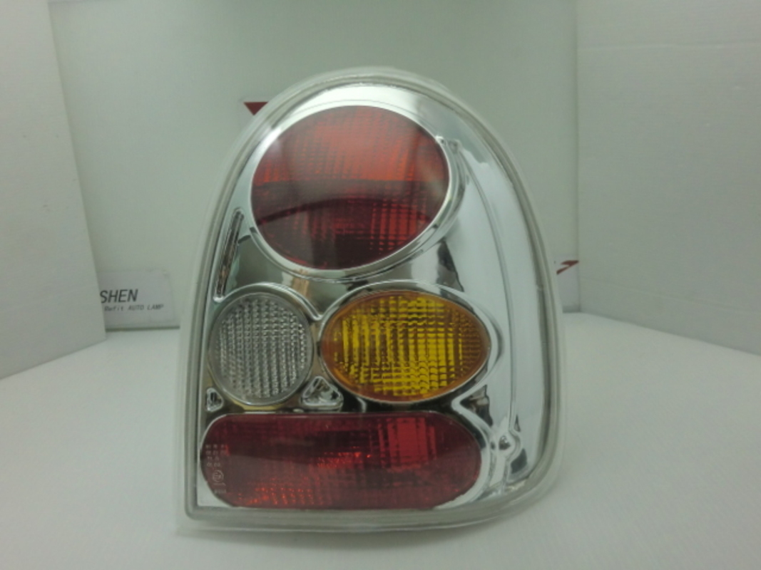 1994-2000 CORSA B 德國小巨星 3門 晶鑽紅心圓尾燈 (缺貨)