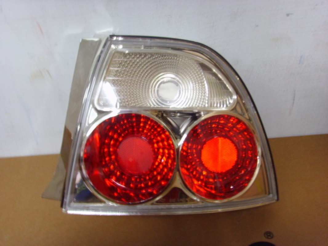 1994-1995 ACCORD 雅哥 K7  晶鑽 尾燈 (缺貨)