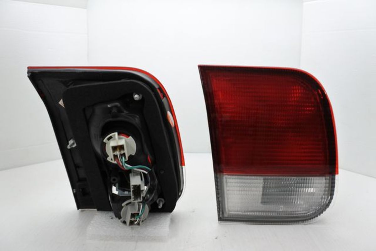 1996-1998 六代喜美 K8 JC 4門 紅白 倒車燈 內側 尾燈
