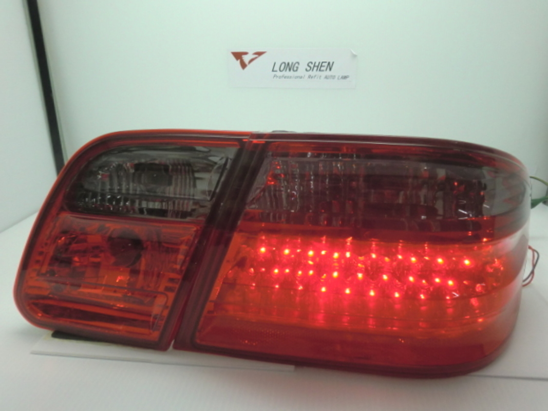 1995-2002/04 W210 E-CLASS LED 晶鑽黑紅 尾燈 (缺貨)