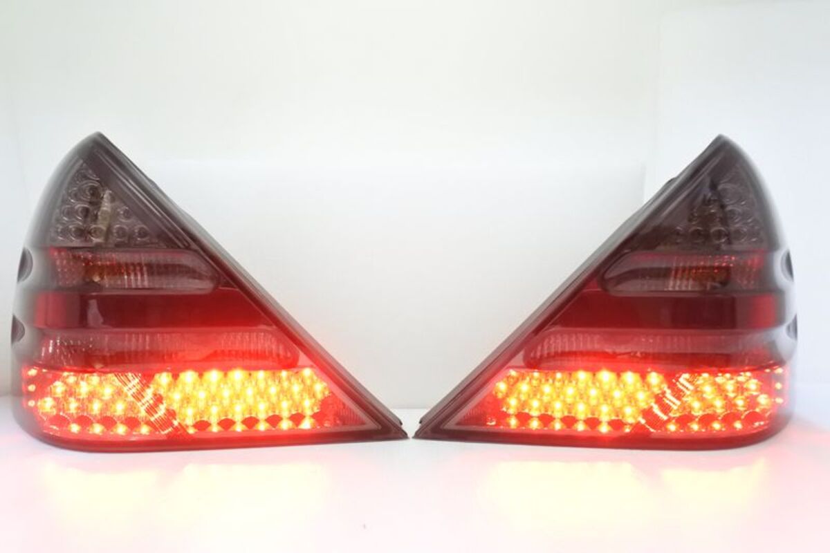 1997-2004/05 SLK R170 LED 薰黑 尾燈