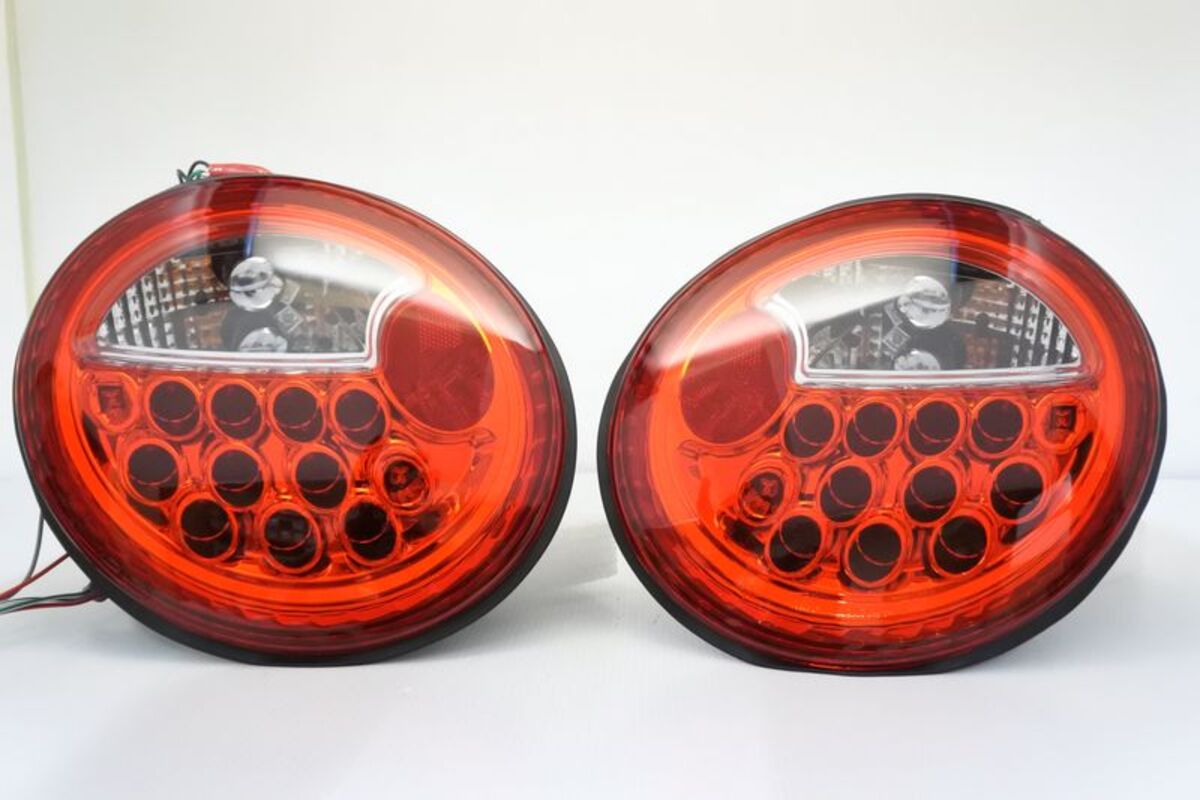 1999-2005 NEW BEETLE 金龜車 LED 蜂巢式晶鑽紅白 尾燈