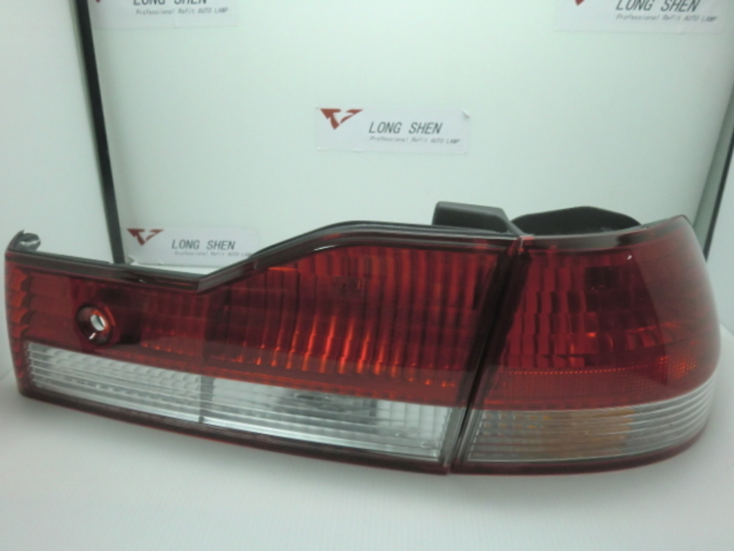 1998-2002 ACCORD K9 雅哥 美規紅白 尾燈 倒車燈 (需要修改後廂蓋) 缺貨