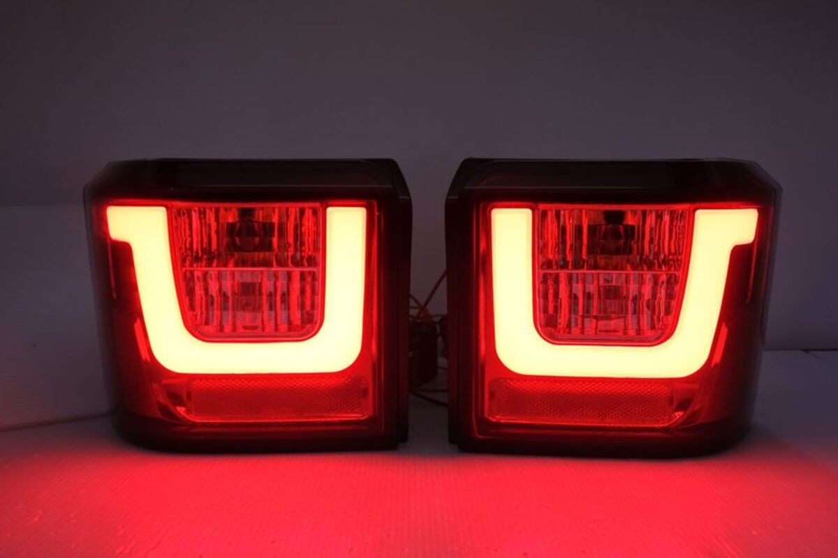 1993-2004 T4 LED U型光柱 晶鑽紅白尾燈