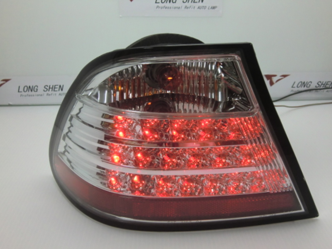 1999-2003 E46 2門 LED晶鑽 外側 尾燈